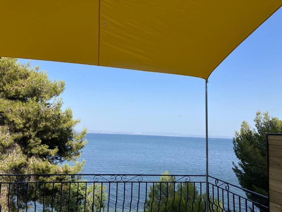 Appartement T4 Terrasse Et Vue Istres Exterior foto